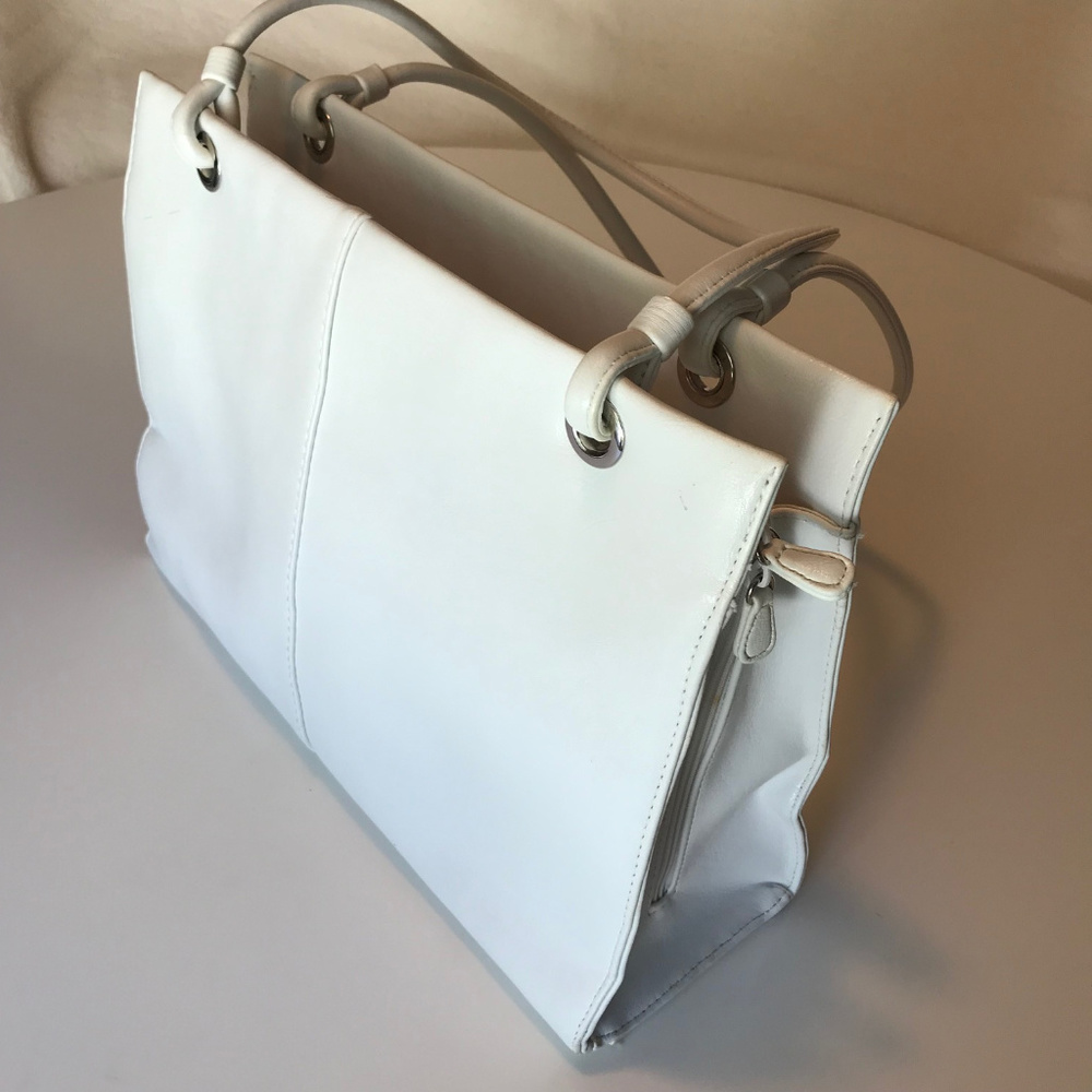 WHITE LEATHER BAG, LITE WEAR